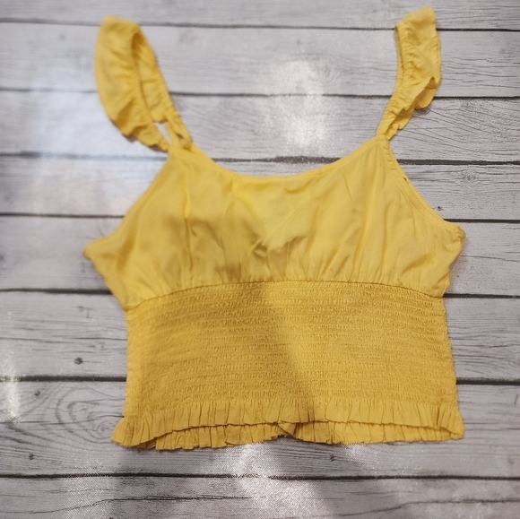 Nwt Roxy Maui Nix Crop Top Lemon Keyhole Tie Buttons and Smocking Size XL - Picture 8 of 9